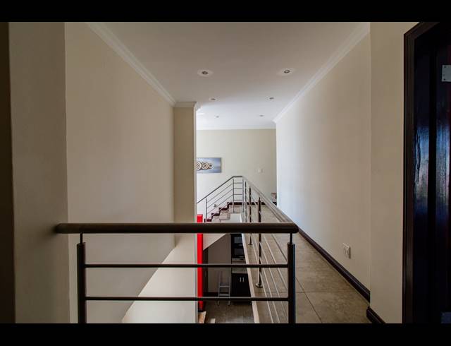 3 BEDROOM CLUSTER FOR SALE IN BASSONIA